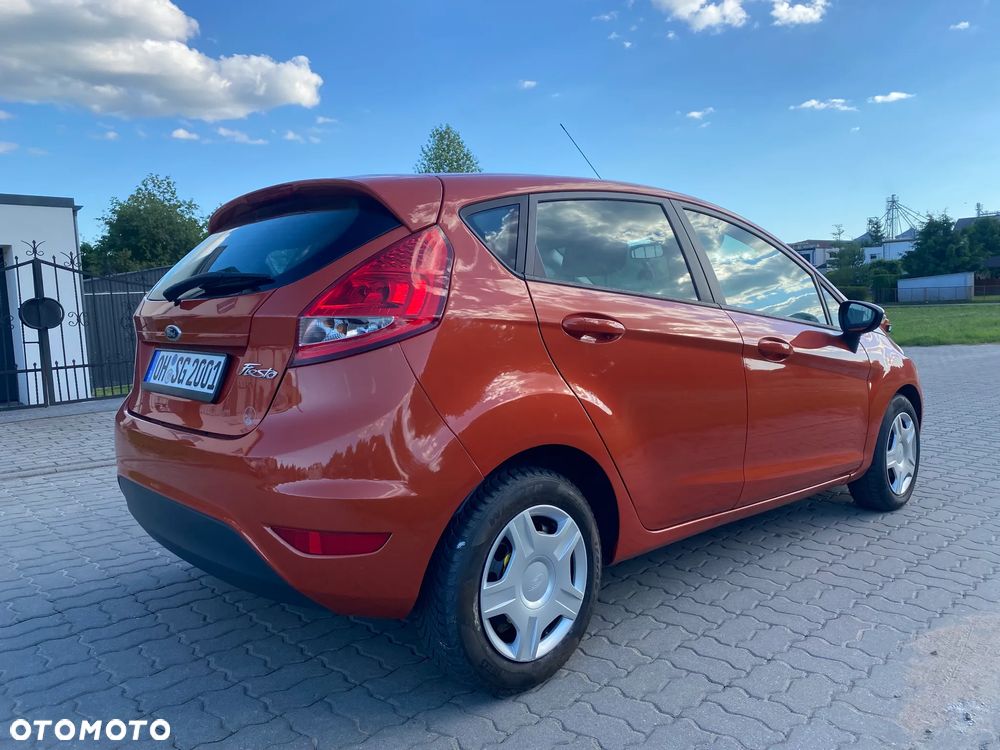Ford Fiesta 1.25 Champions Edition - 8