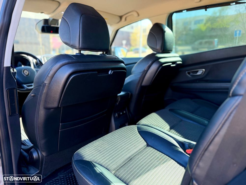 Renault Grand Scénic 1.5 dCi Bose Edition EDC SS - 11