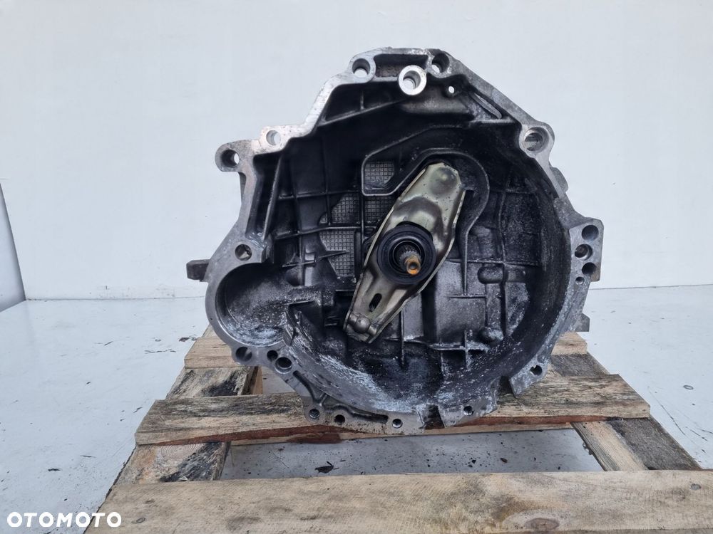 Audi A6 C5 1.8 T turbo SKRZYNIA BIEGÓW GFX manualna MANUAL - 4