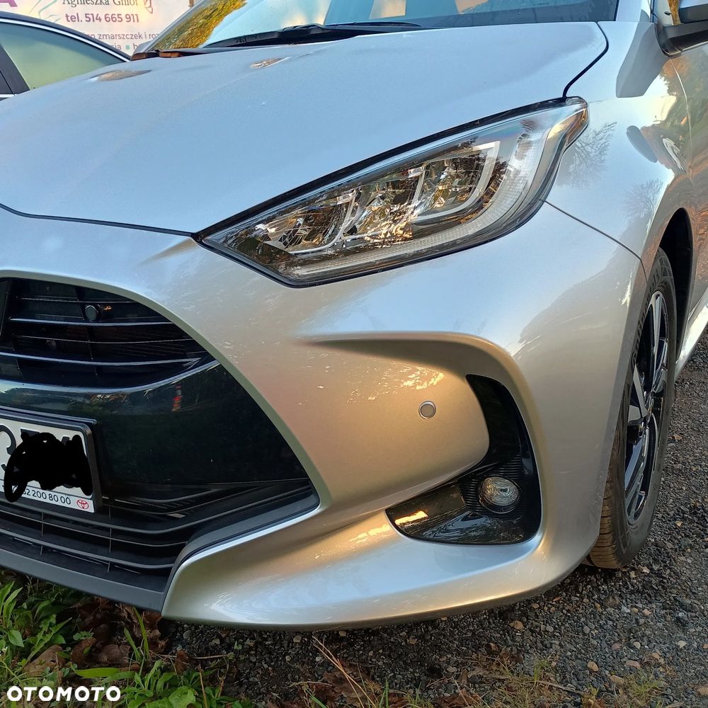 Toyota Yaris Hybrid 1.5 Style - 12