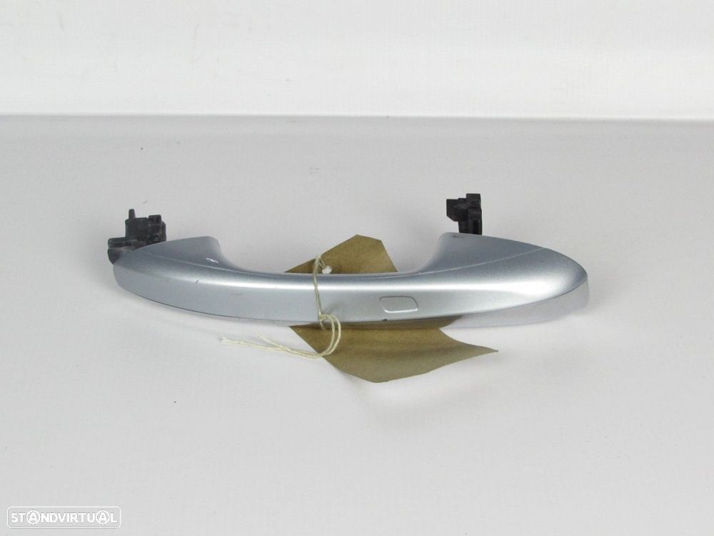 Punho da porta Direito/Trás/Exterior Seminovo/ Original MERCEDES-BENZ C-CLASS (W... - 1