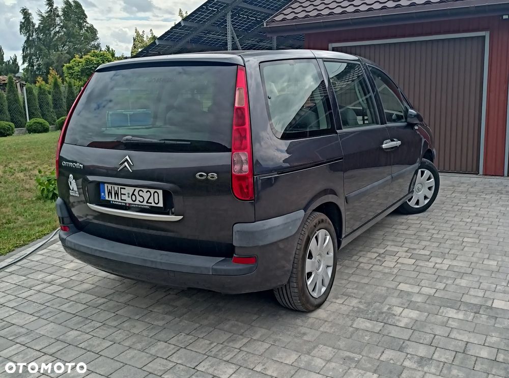 Citroën C8 2.0 16V Style - 3