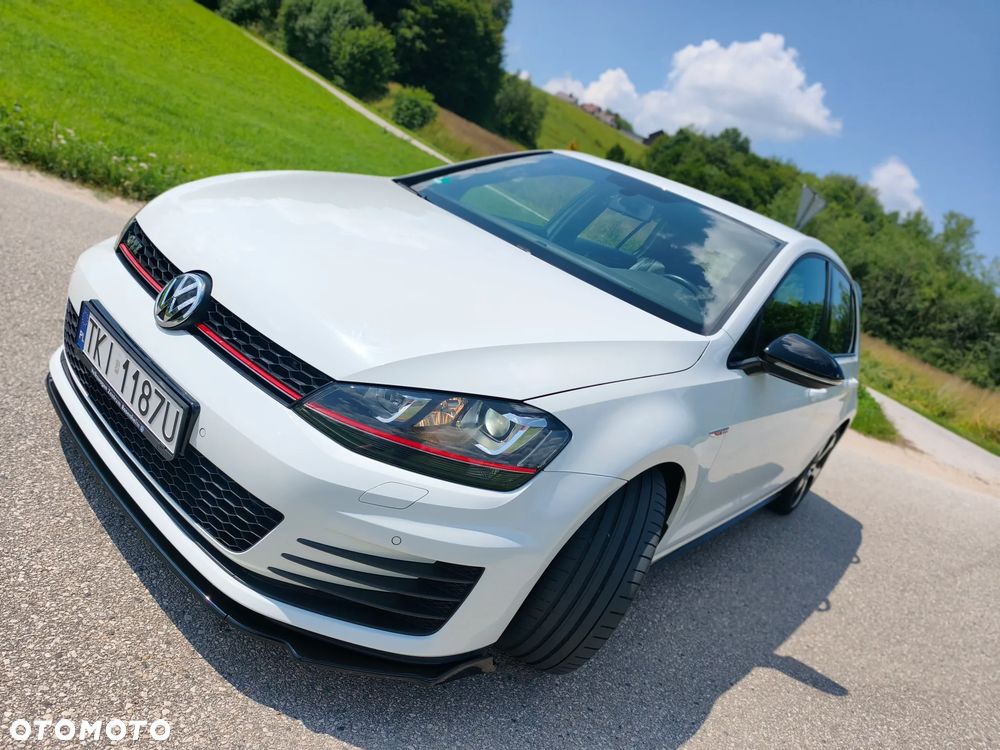 Volkswagen Golf GTI BlueMotion Technology - 4
