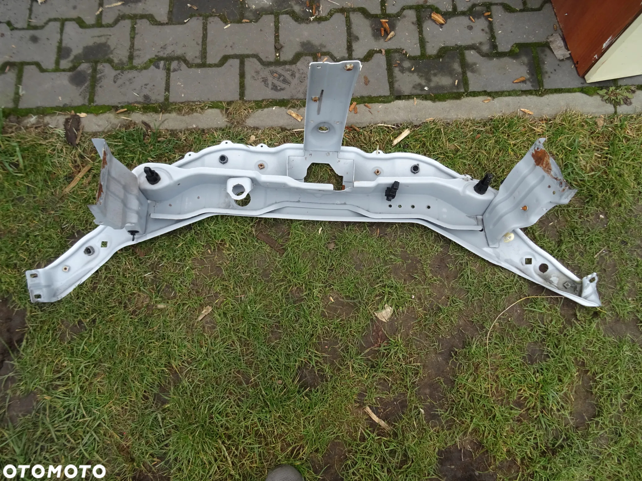 DACIA DOKKER LODGY PAS PRZEDNI GORNY BELKA POD ZDERZAK PRZEDNI TANIO DO REGENERACJI - 6