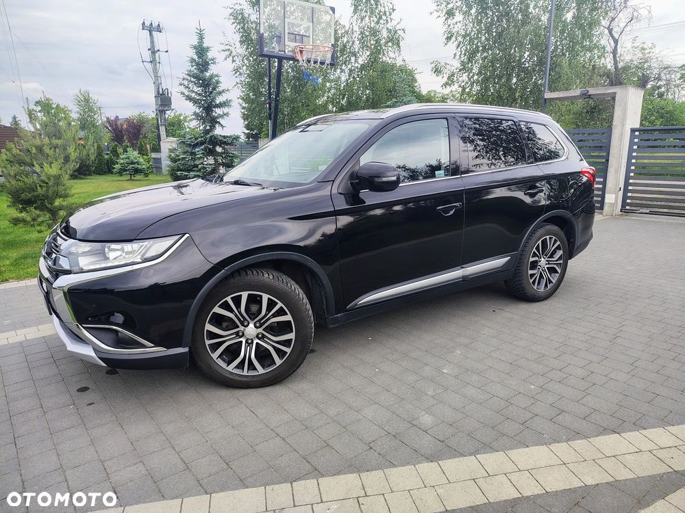 Mitsubishi Outlander 2.0 Intense + 4WD CVT - 22