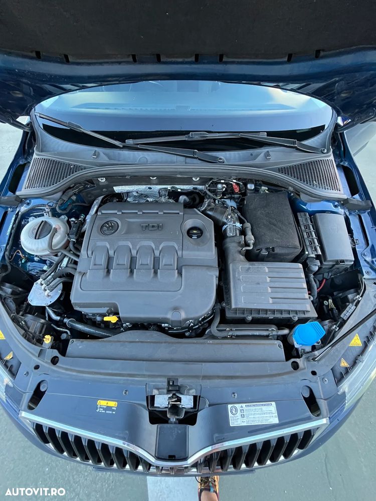 Skoda Octavia 1.6 TDI DSG Style - 17