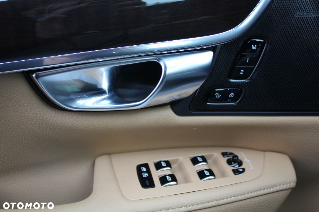 Volvo S90 T6 AWD Momentum - 20