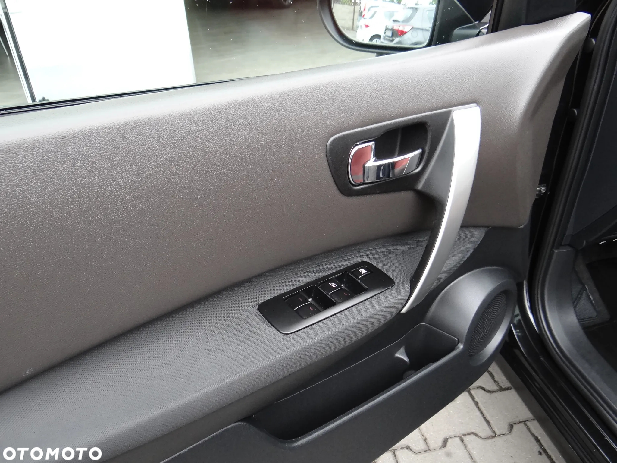 Nissan Qashqai 1.6 visia - 19