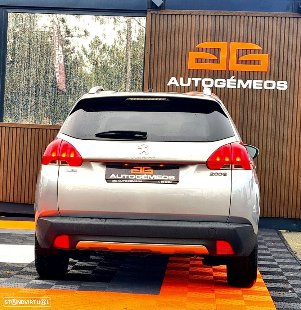 Peugeot 2008 1.6 BlueHDi Style - 4