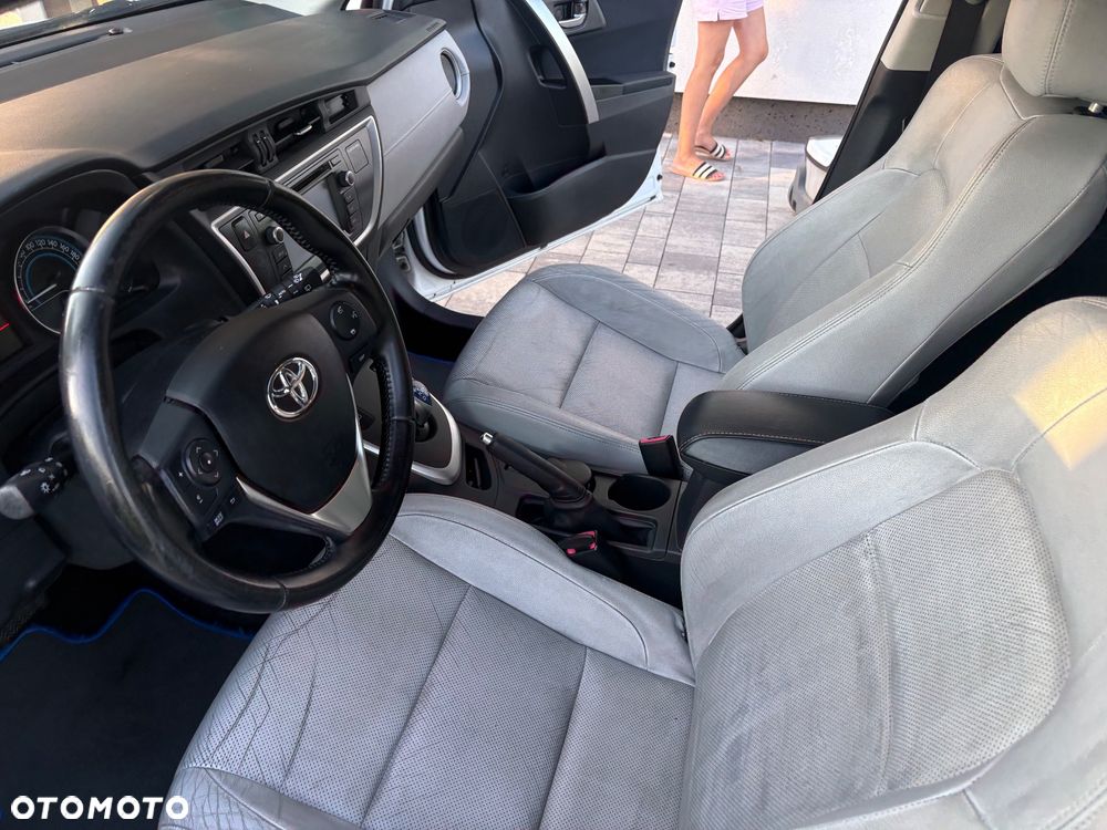 Toyota Auris - 23