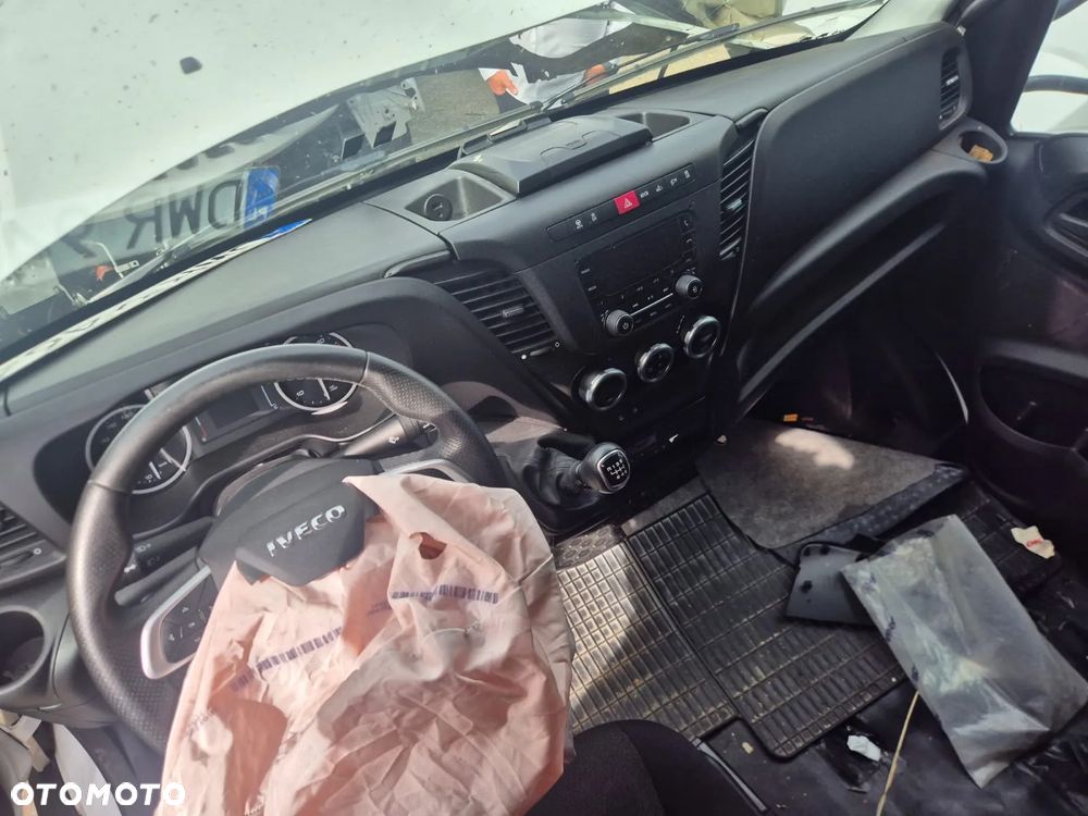 Iveco 70C18 2022 Plandeka + WINDA DMC 7200KG - 8