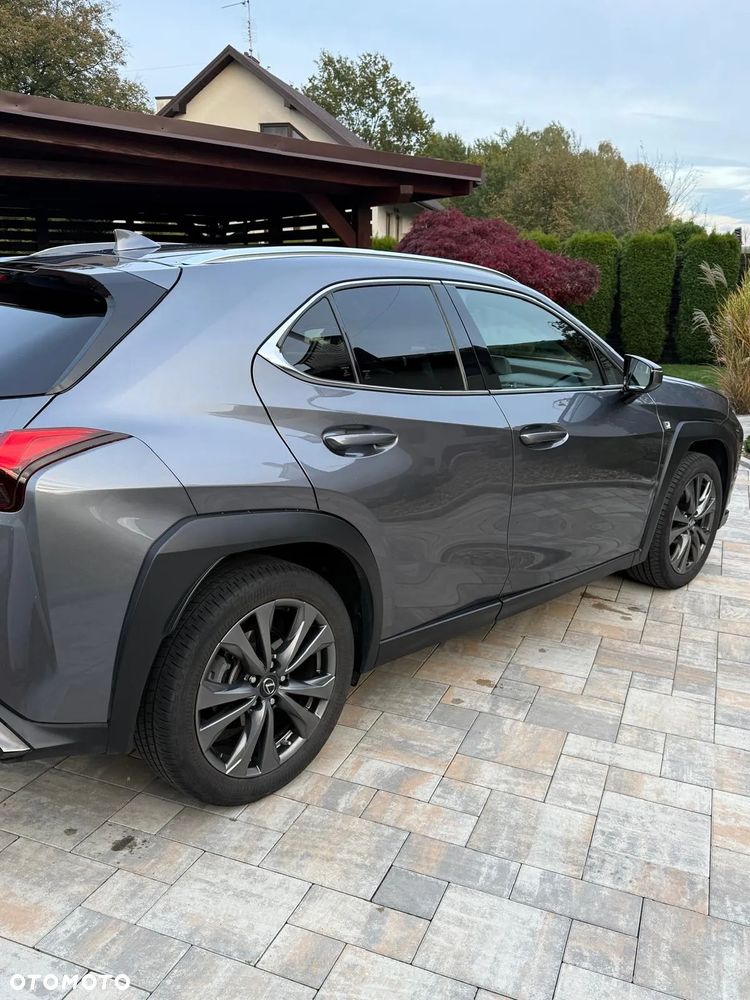 Lexus UX 200 GPF F Sport Design+ 2WD - 35