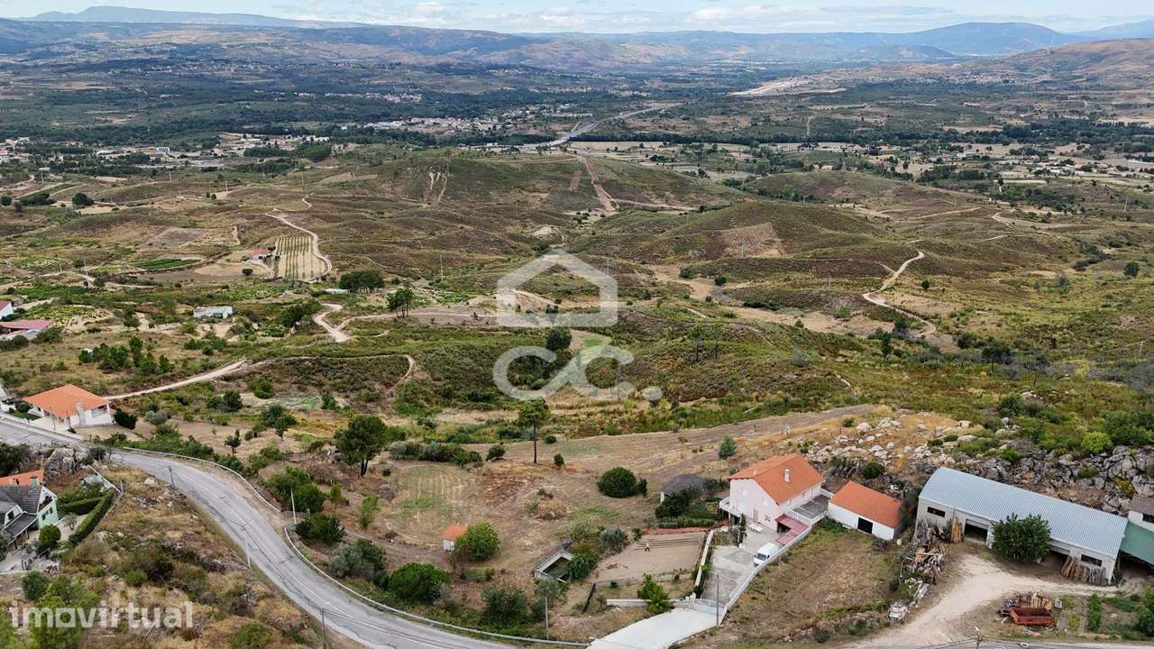 Terreno com 12866m2 em Chaves com viabilidade de construção, armazém e - Grande imagem: 5/5