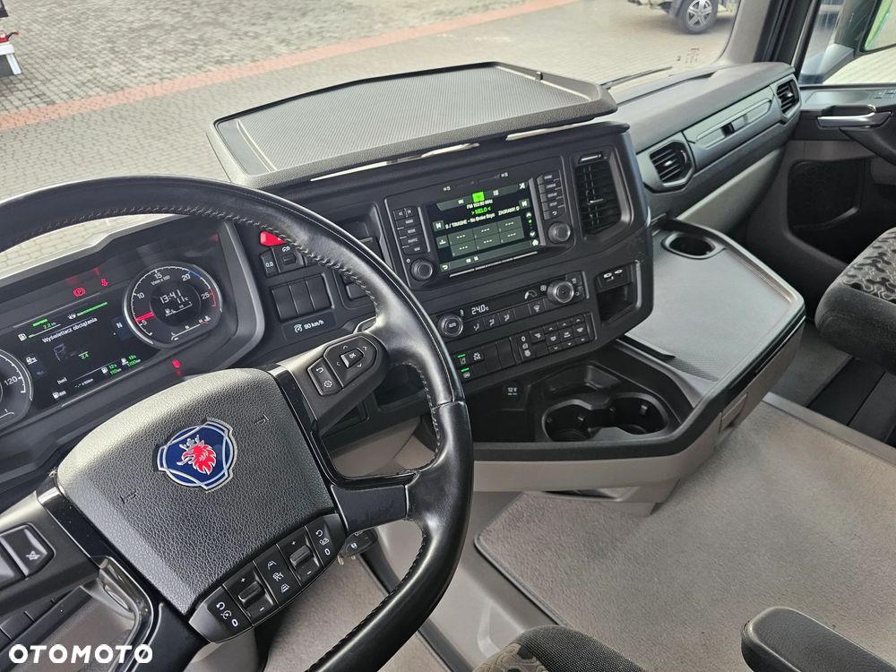 Scania R530 V8 XENON LEDY RETARDER KLIMA POST.HYDRAULIKA! - 27