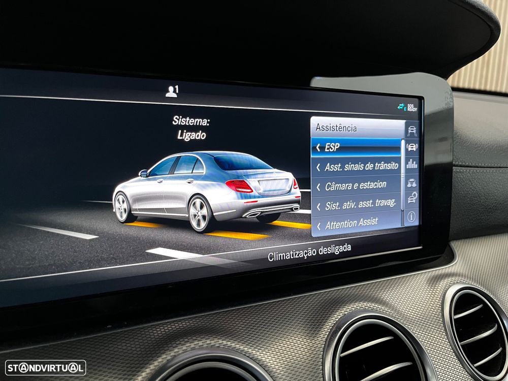 Mercedes-Benz E 220 d AMG - 17