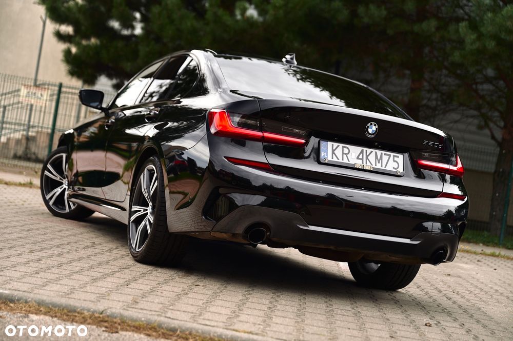 BMW Seria 3 320d xDrive M Sport Shadow - 2