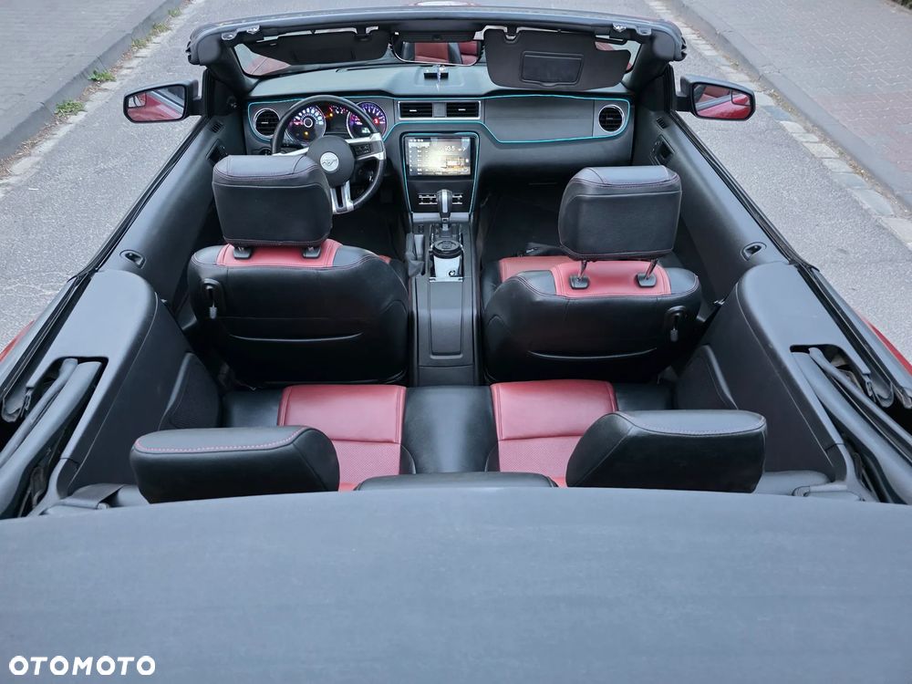 Ford Mustang 3.7 V6 Premium - 23