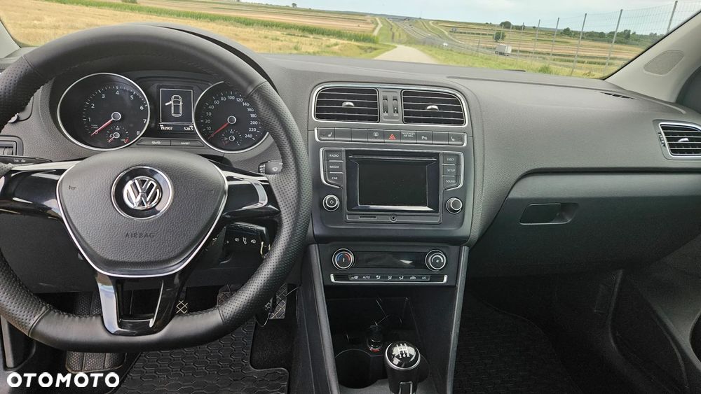 Volkswagen Polo 1.0 Comfortline - 14