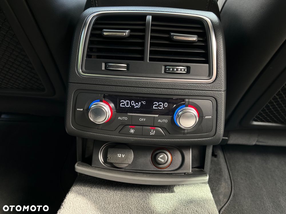 Audi A6 Avant 2.0 TDI Ultra S tronic - 29