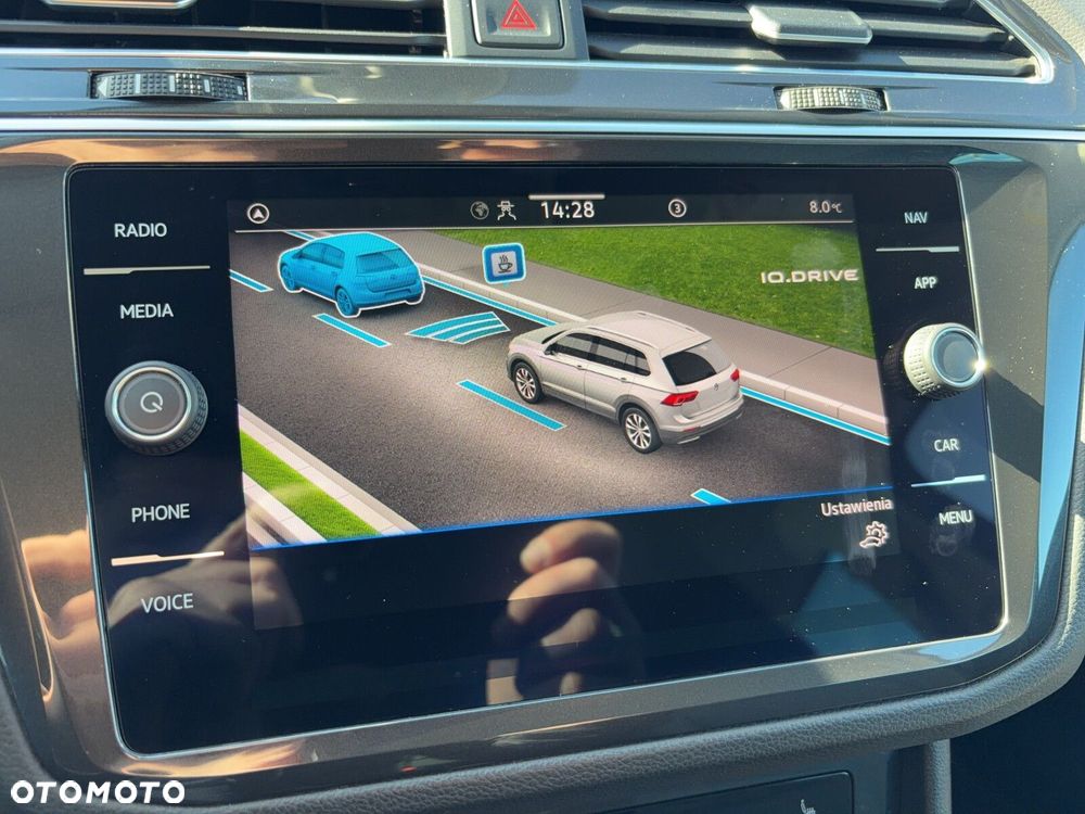 Volkswagen Tiguan - 18