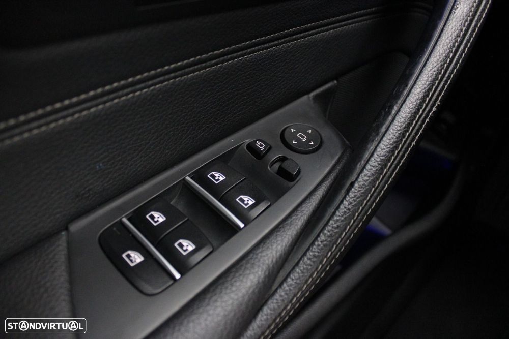 BMW 520 d Auto - 29