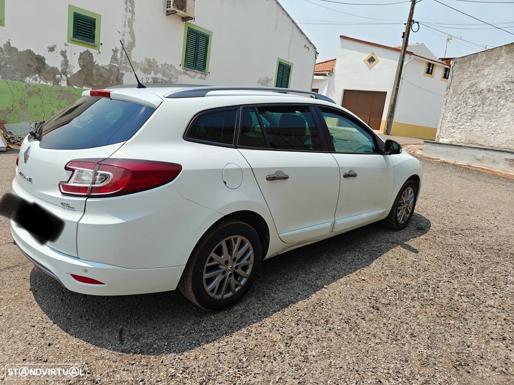 Renault Mégane Sport Tourer ST Line - 3