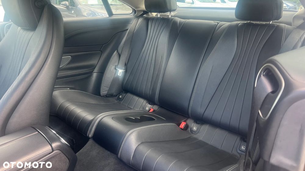 Mercedes-Benz Klasa E 200 9G-TRONIC Edition 1 - 14