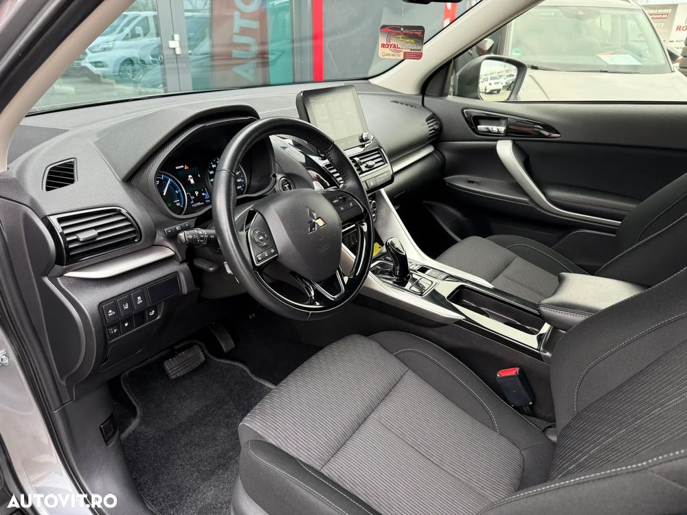 Mitsubishi Eclipse-Cross 4WD Intro Edition - 13