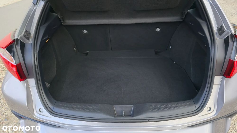 Toyota C-HR 1.2 T Premium - 16