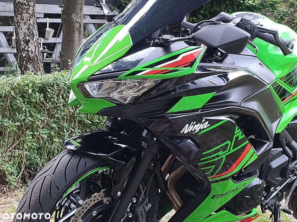 Kawasaki Ninja - 12