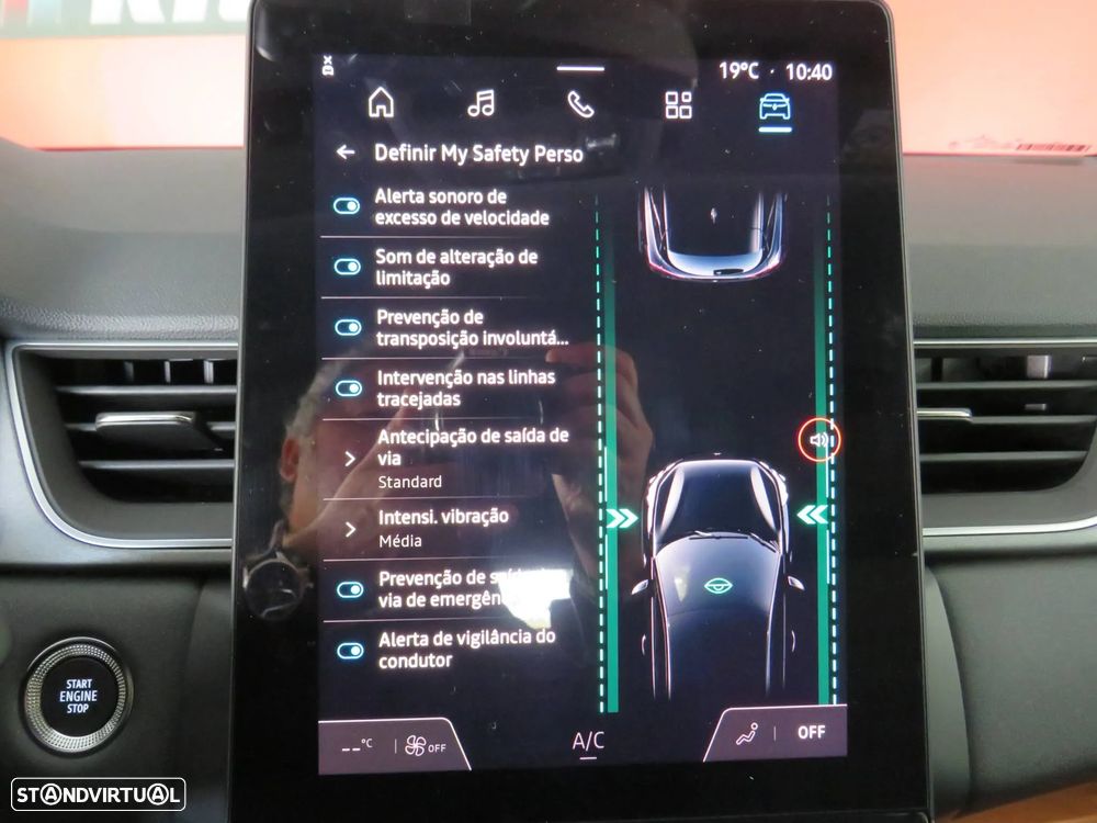 Renault Captur 1.0 TCe Techno Bi-Fuel - 37