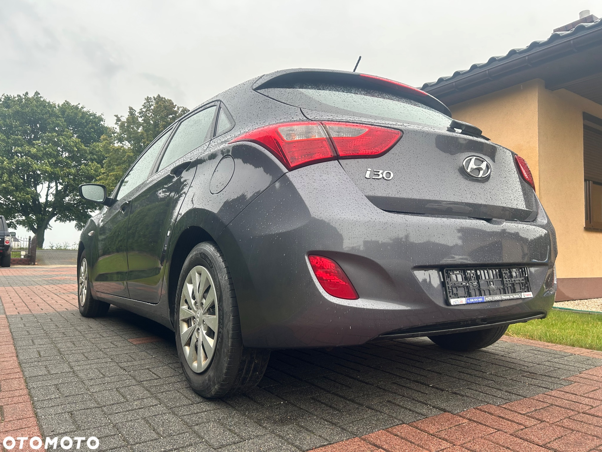 Hyundai i30 blue 1.4 Classic - 11
