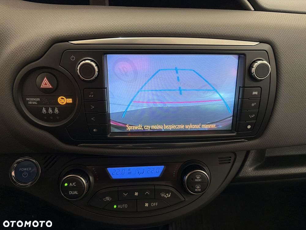 Toyota Yaris - 17