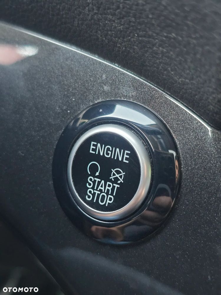 Ford Kuga 2.0 TDCi 4x4 Titanium - 25