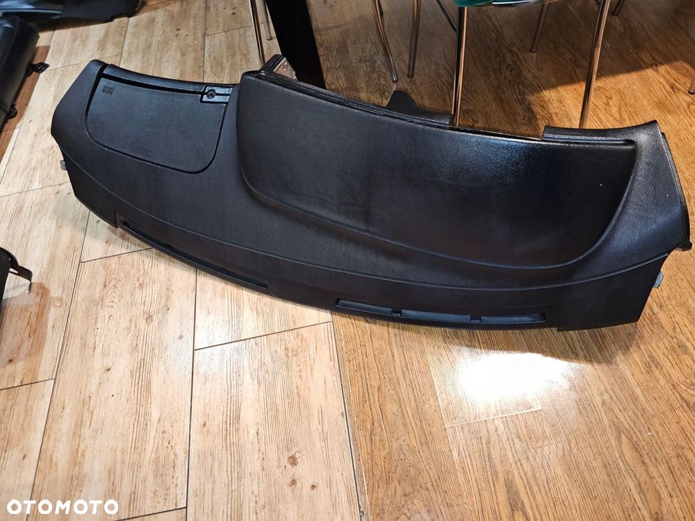 DESKA KONSOLA KOKPIT POD AIRBAK CZARNA SCHOWEK KPL BMW 8 E31 850 840 EU - 1