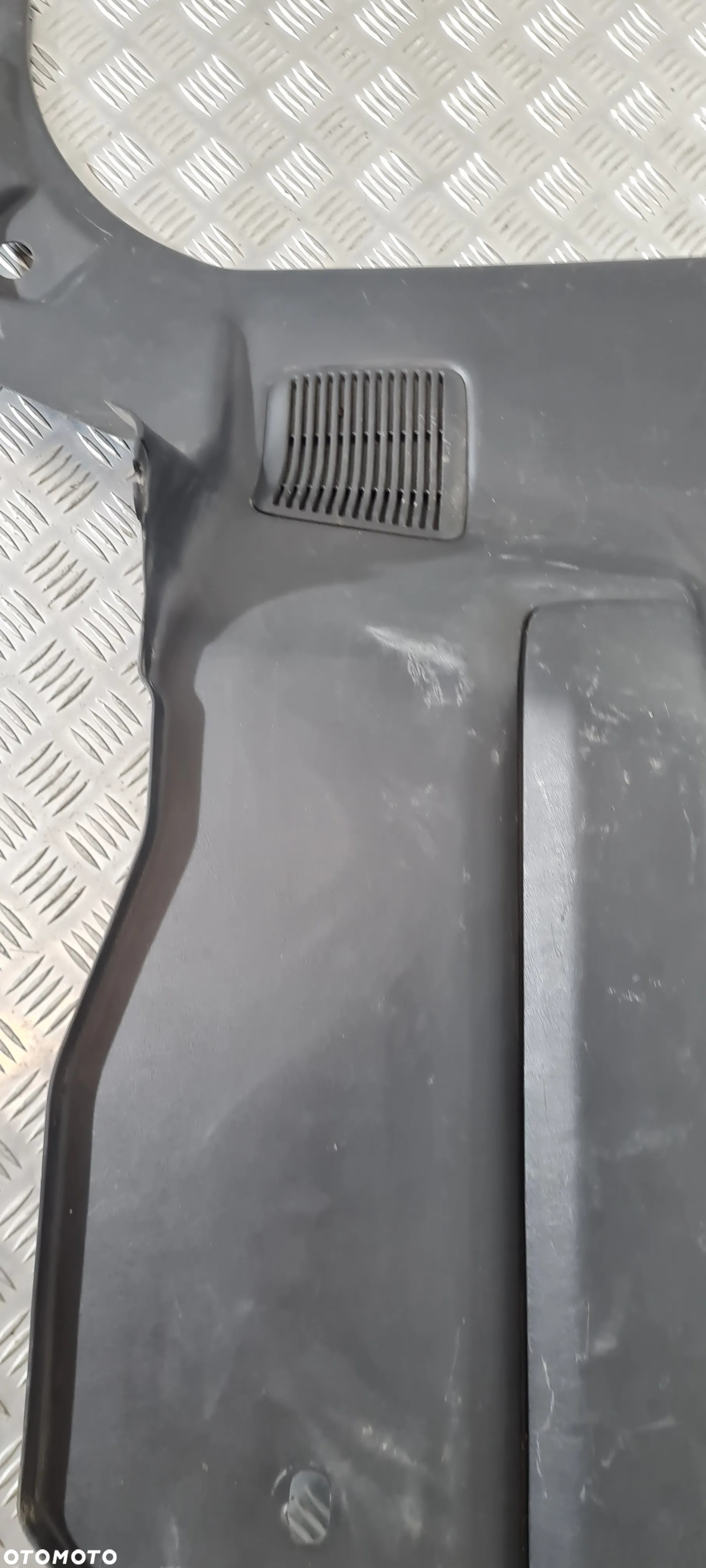 Suzuki Jimny Tapicerka Boczek Bagażnika - 17