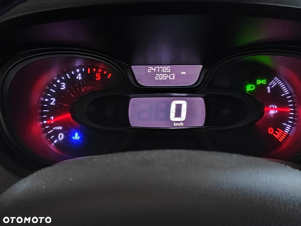 Renault Trafic 1.6 dCi - 1