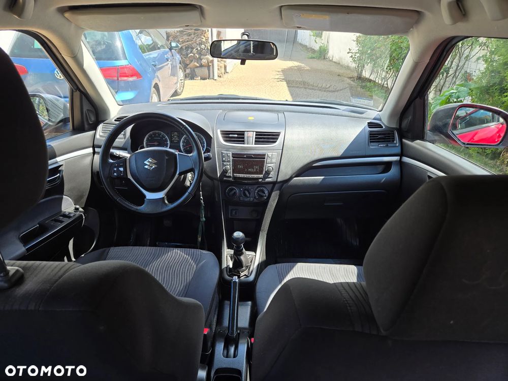 Suzuki Swift 1.2 Club - 12