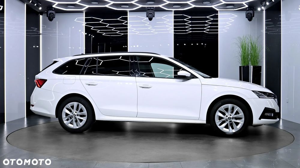 Skoda Octavia 1.5 TSI ACT Ambition - 11