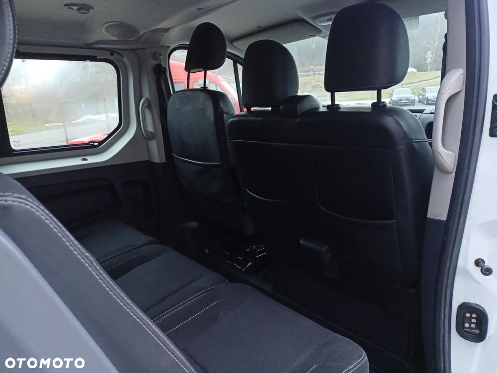 Renault Trafic - 18