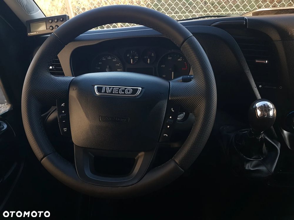 Iveco DAILY 6EP CHŁODNIA MROŹNIA IZOTERMA AGREGAT THERMO KING V-200 MAX GRZANIE 3,41x2,09x2,10 - 32