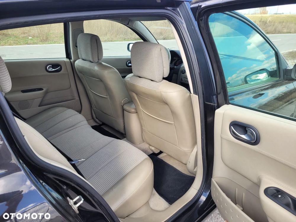 Renault Megane 1.9 dCi FAP Privilege - 6