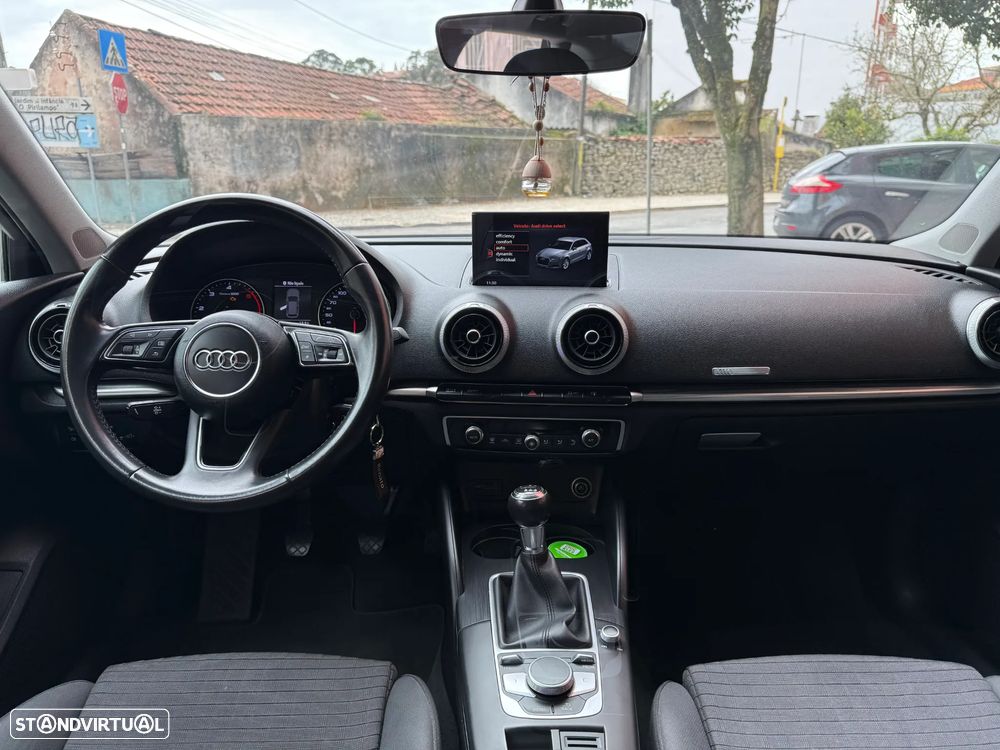 Audi A3 Sportback 1.6 TDI S-line - 5