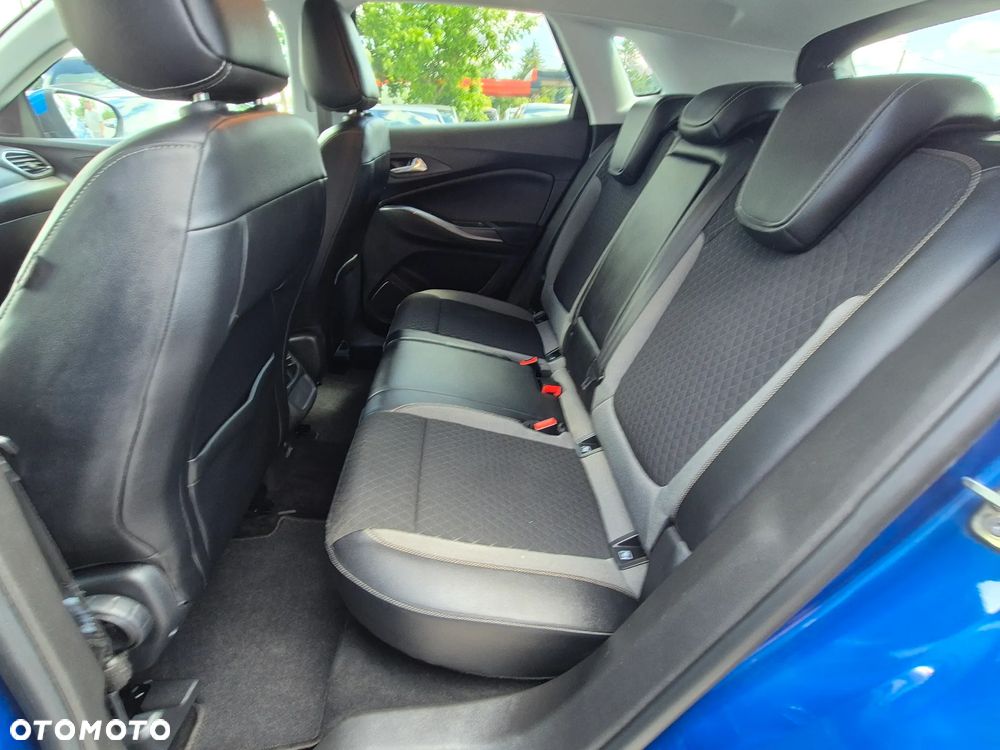 Opel Grandland X 1.2 Start/Stop Business INNOVATION - 26