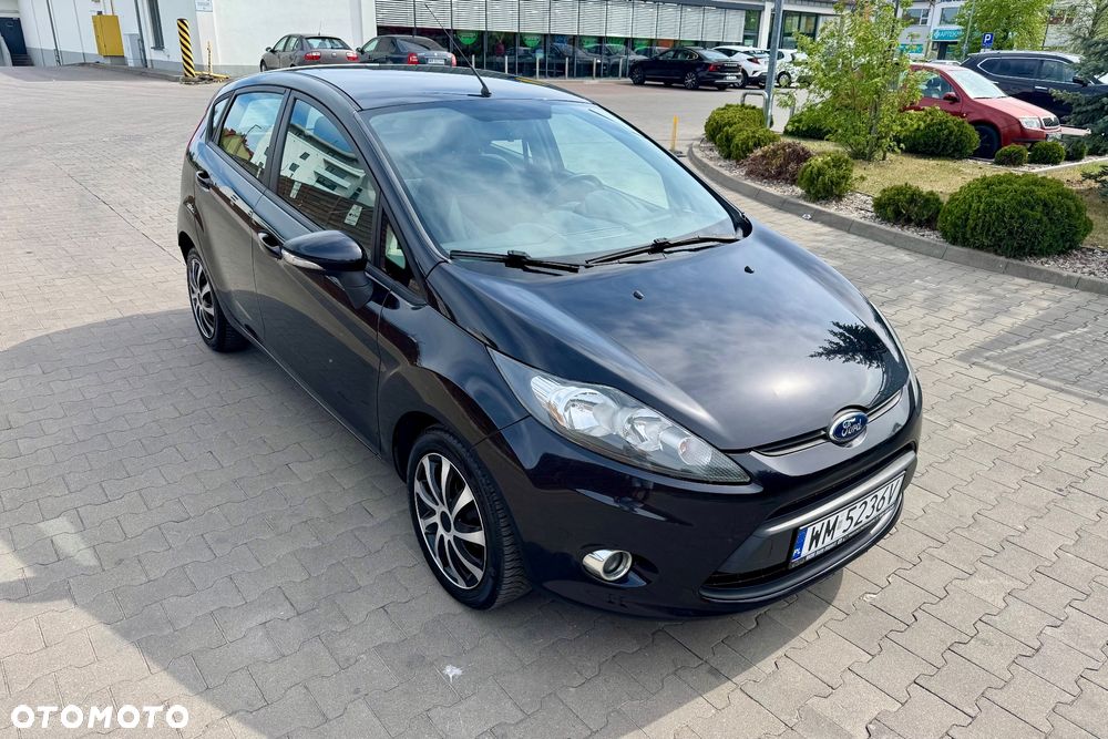 Ford Fiesta - 10