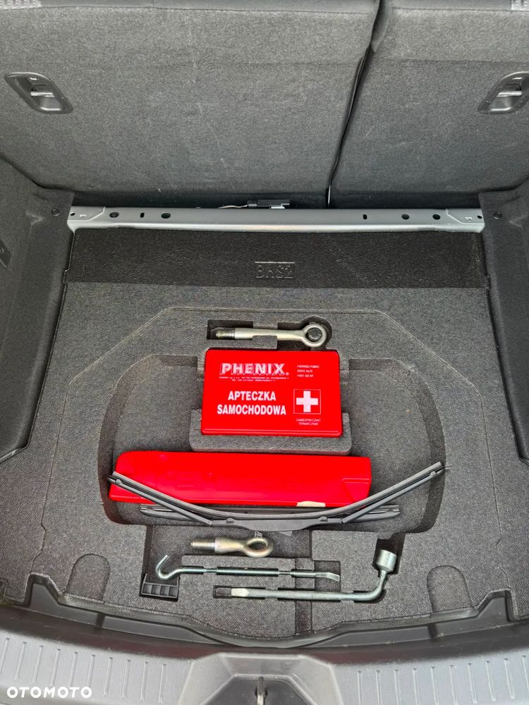 Mazda 3 - 10