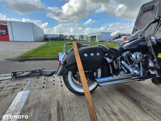 Harley-Davidson Softail Deluxe - 3