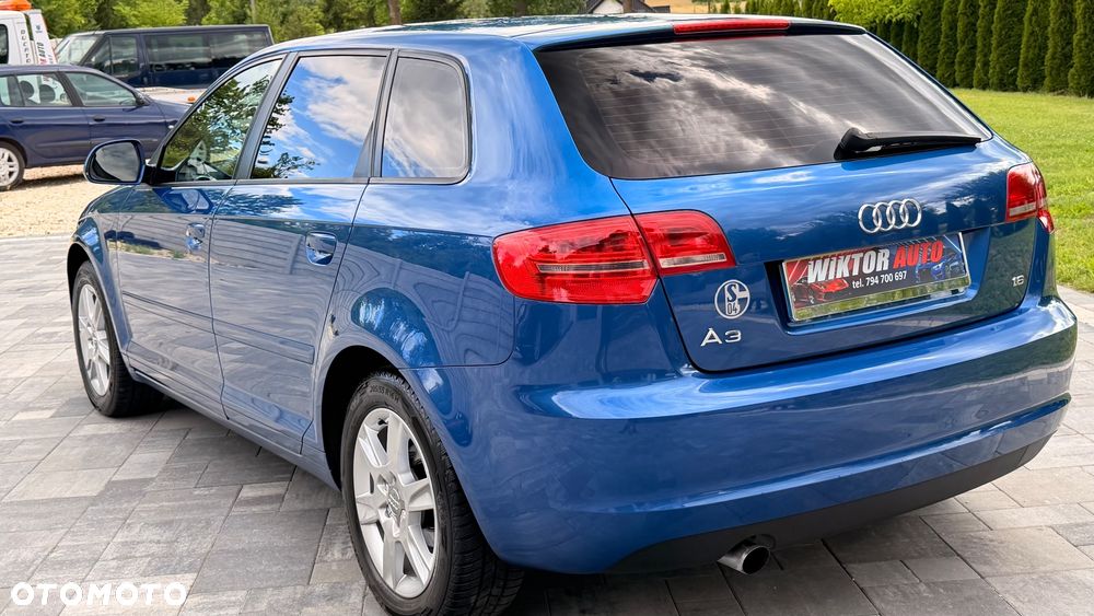 Audi A3 Sportback 1.6 Ambiente - 10