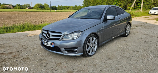 Mercedes-Benz Klasa C 220 d Coupe 9G-TRONIC AMG Line