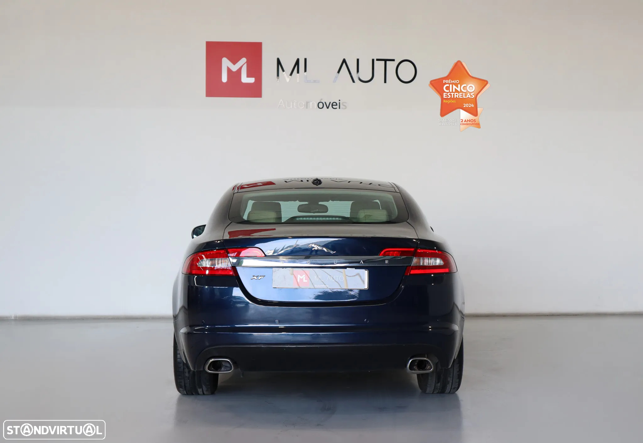 Jaguar XF 3.0 D V6 Premium Luxury - 5